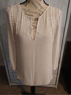Zara sheer  keyhole front top bohob Small cream color